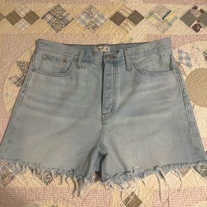 Madewell Momjean Shorts-Light wash